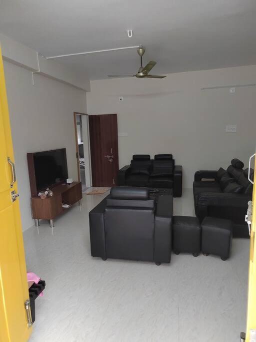 Gangi Kota North Flat Daire Kovvur Dış mekan fotoğraf